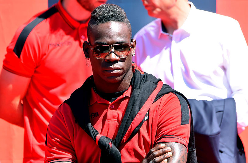 Mario Balotelli a comis-o din nou: glumă șocantă, despre un viol, cu o concurentă de la Big Brother din Italia!