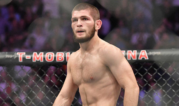 Lui Khabib Nurmagomedov i-au fost oferiți 100 de milioane de dolari pentru a boxa cu Floyd Mayweather!