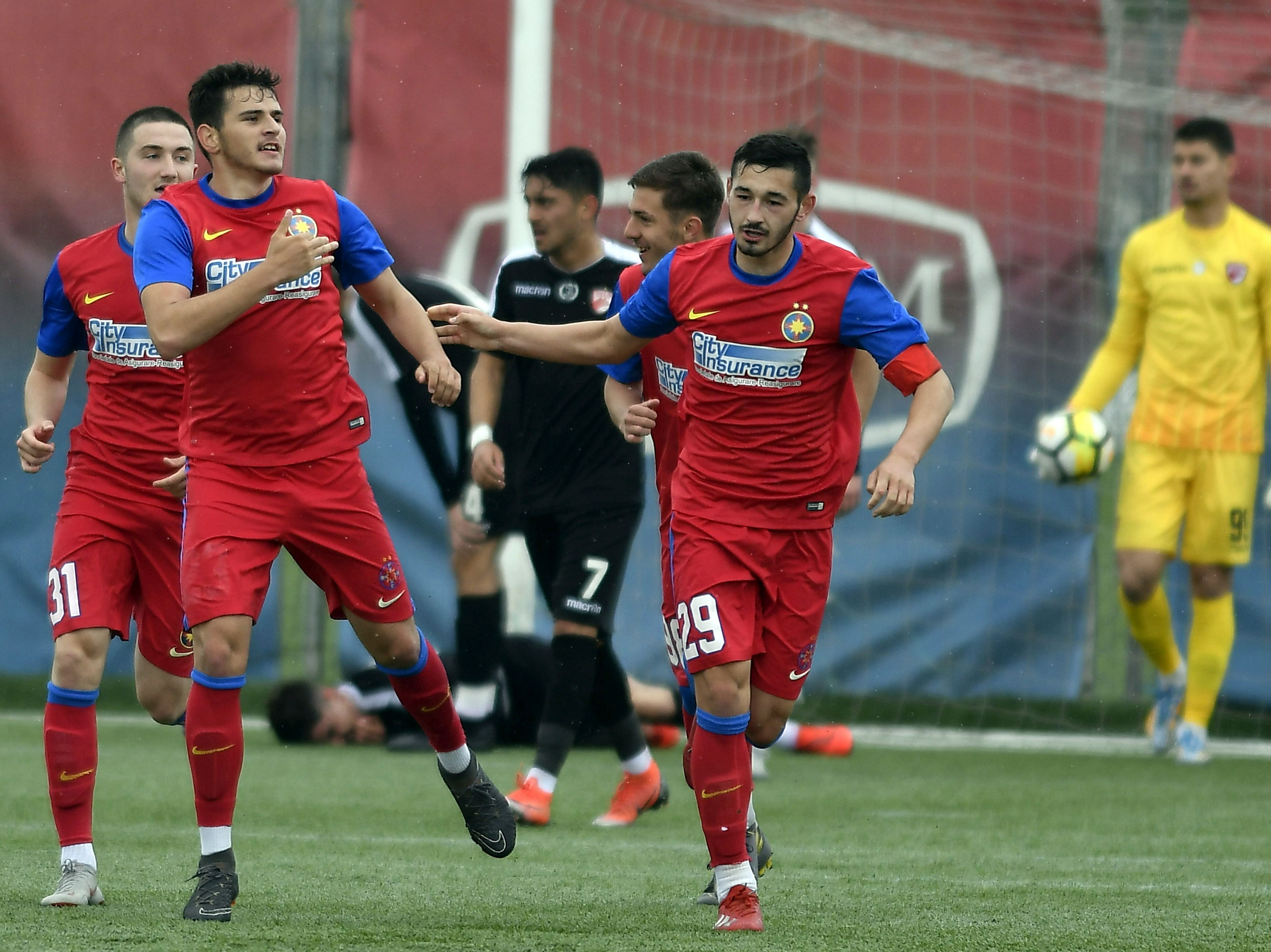 FCSB - FC Hermannstadt 3-0  „Roș-albaștrii” se distanțează la opt