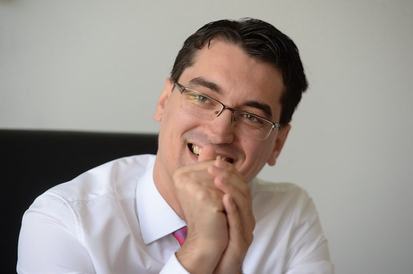 Răzvan Burleanu se însoară! Cine e nașul de cununie al șefului FRF