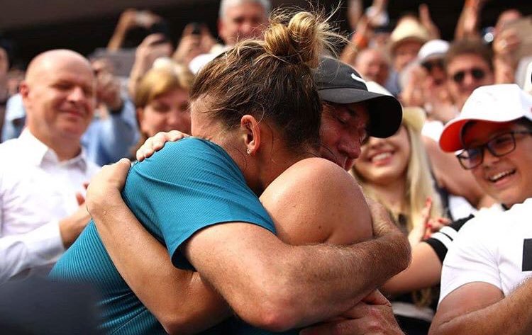 Cum a reacționat Darren Cahill când Simona Halep se afla la pământ în meciul cu Ajla Tomljanovic de la Australian Open! De asta e numărul 1 între antrenorii din circuitul WTA
