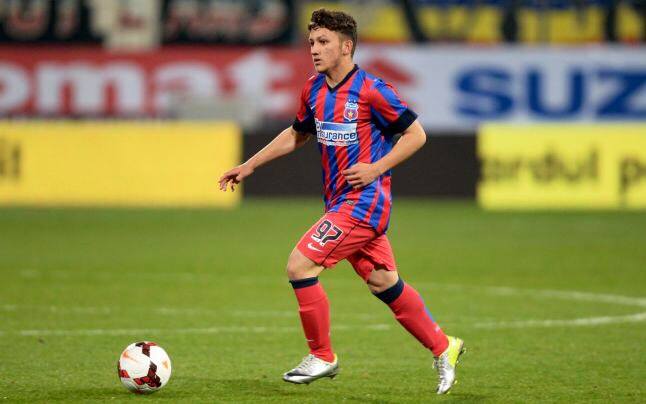 Puștiul talentat îmbrăcat în roș-albastru, victima unor decizii eronate