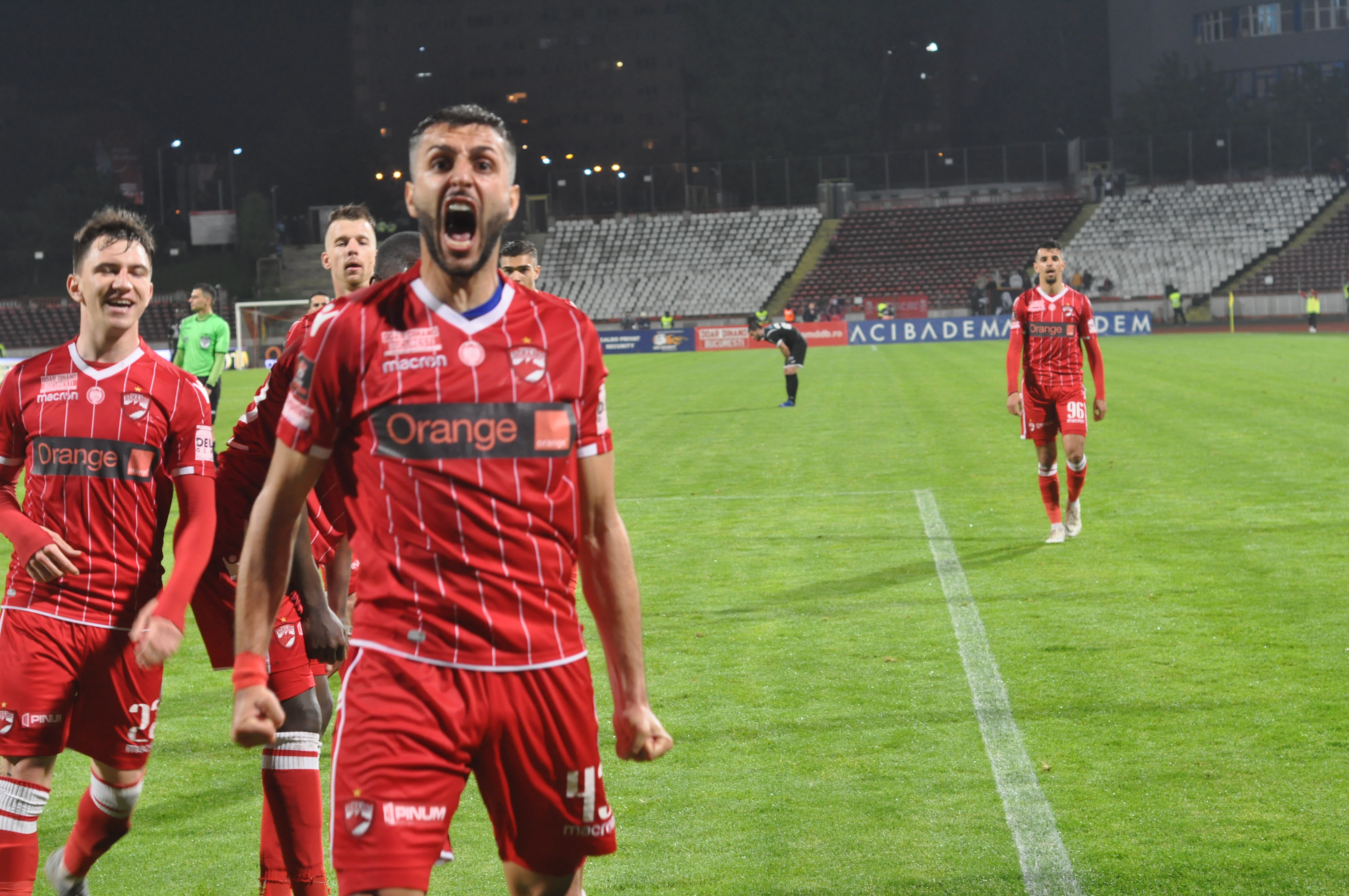 LIVE TEXT Dinamo – Chindia Târgovişte 4-1. Montini asigură victoria  "câinilor"! - Prosport