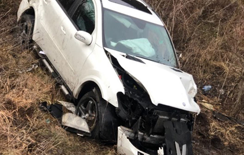 Un caz asemănător cu cel al lui Mario Iorgulescu: fotbalistul s-a urcat băut la volan și a ucis un copil de 4 ani, după ce a intrat cu o viteză de 203 km/h în altă mașină! A mințit inițial în declarații și acum i-a venit sentința. Familia băiețelului omorât e revoltată!