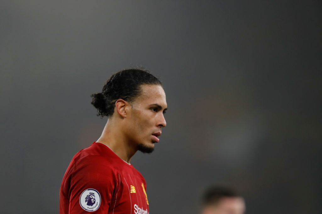Liverpool e disperată după accidentarea „Zidului”: Lista înlocuitorilor lui Virgil van Dijk!