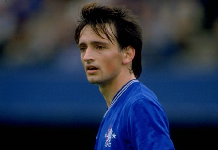 Pat Nevin în tricoul lui Chelsea