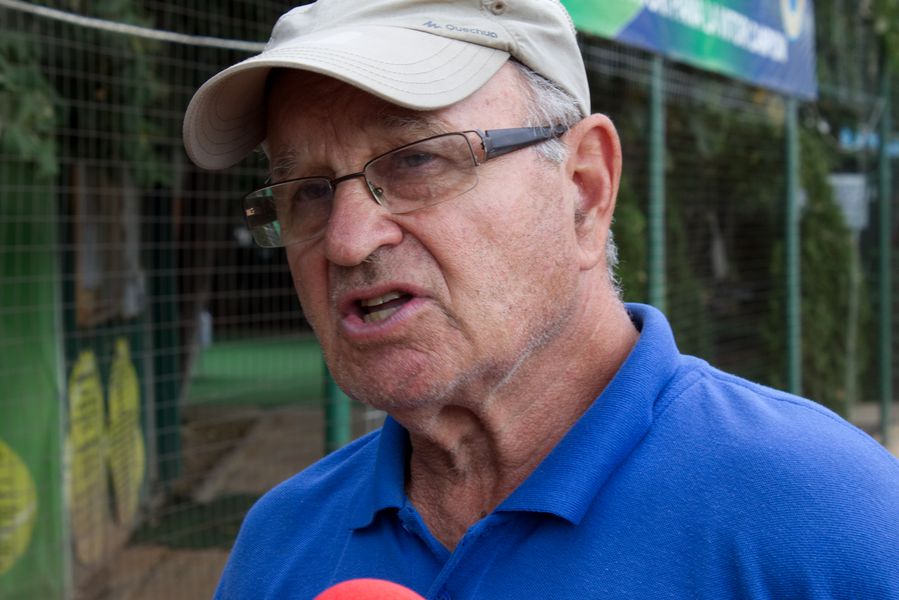 Mesajul emoționant al lui Sever Dron pentru Simona Halep! A criticat public alegerea lui Patrick Mouratoglou și a fost admonestat de marea Virginia Ruzici: „M-a făcut cu ou și cu oțet pentru îndrăzneala mea”. EXCLUSIV
