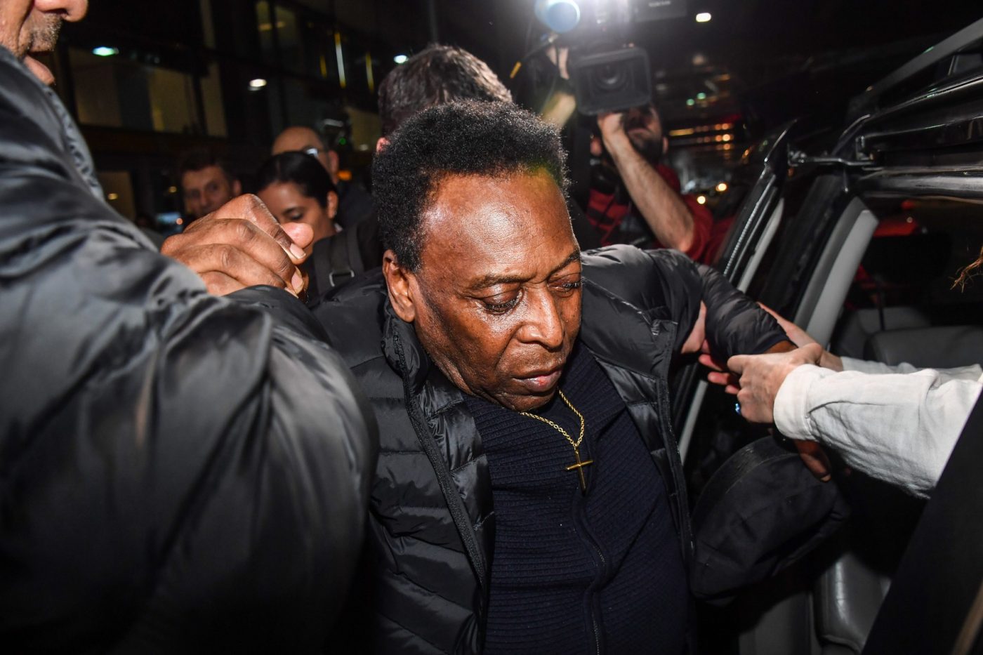 Legendarul Pele a ajuns la spital! Prima reacție a brazilianului: „Să știți asta”