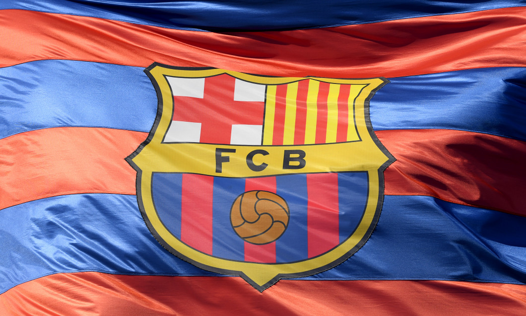 Ce star din Premier League vrea Barcelona să transfere pentru a-l înlocui pe legendarul Sergio Busquets!