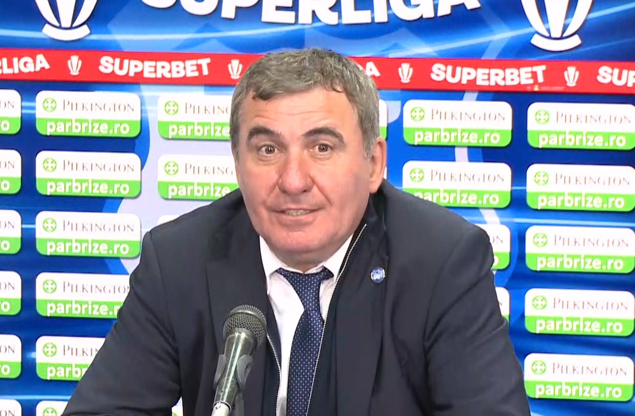 Gică Hagi, noul antrenor al lui Ajax Amsterdam, o ipoteză susținută tot mai mult! Anunțul făcut de Rafael van der Vaart, unul dintre cei mai iubiți fotbaliști ai „lăncierilor”: „Poate el va reuși!”