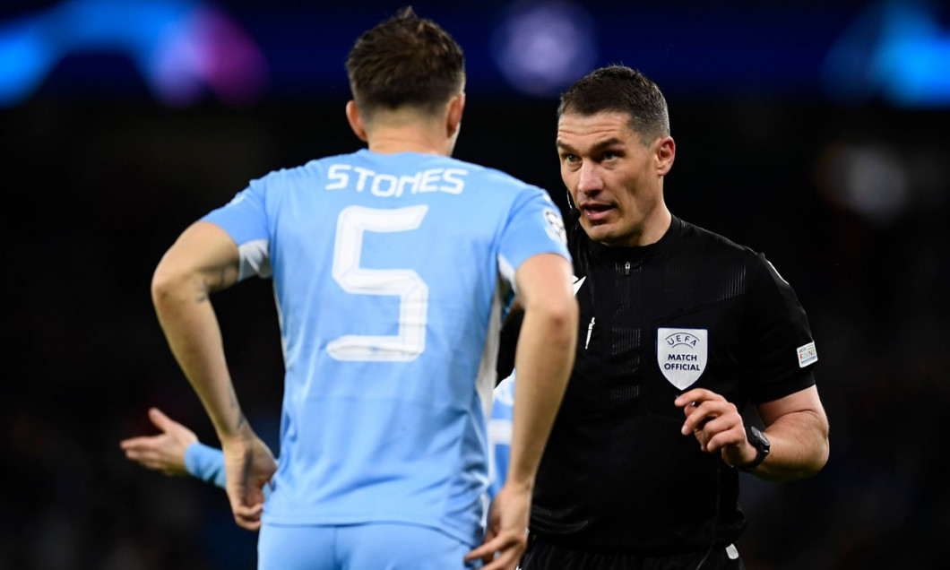 Ce a putut să declare celebrul Mark Clattenburg despre Istvan Kovacs! Despre niciun arbitru român nu s-a mai spus așa ceva!
