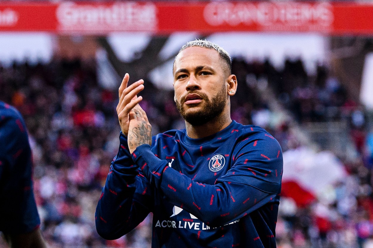 Transferul lui Neymar Jr. de la FC Barcelona a costat-o pe PSG aproape o jumătate de miliard de euro!