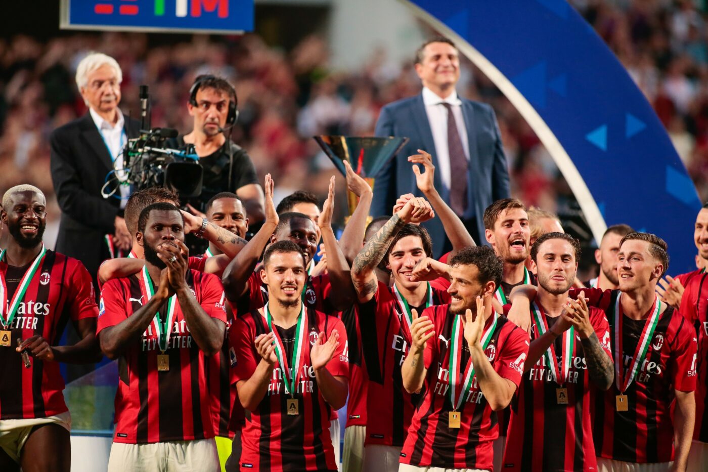 AC Milan își face echipă pentru Liga Campionilor cu un transfer de la Real Madrid! Pe cine vrea să cumpere Paolo Maldini