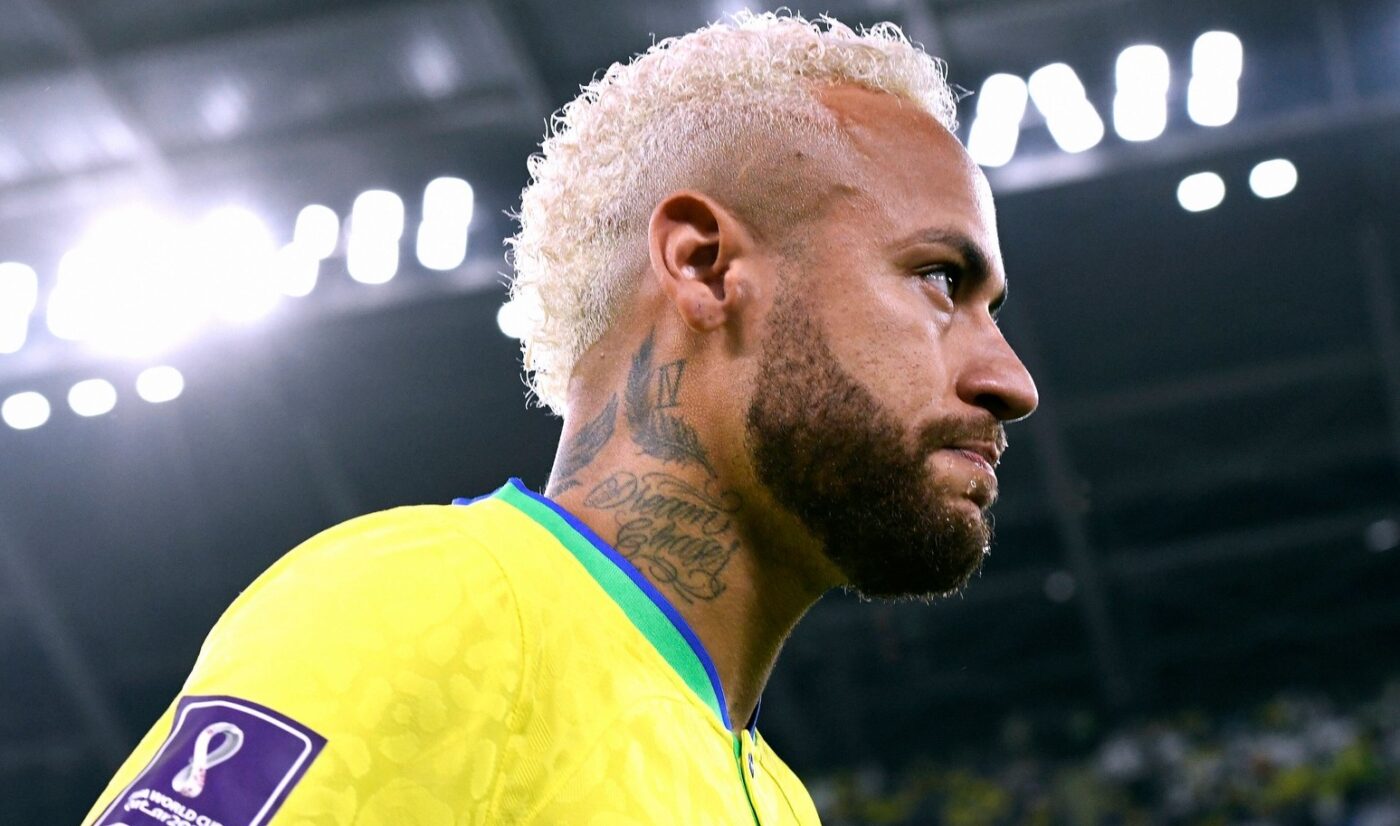 Neymar, scos din sărite de un fost fotbalist brazilian, devenit jurnalist, care le-a cerut fanilor „să arunce urină și fecale” pe jucători după ultimul rezultat al naționalei: „Un idiot!”