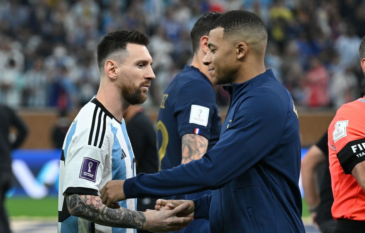 I-a lăsat în urmă pe Leo Messi și Kylian Mbappe la CM, iar acum se pregătește să le devină coleg! Fotbalistul care a ajuns până în semifinale în Qatar e aproape de PSG