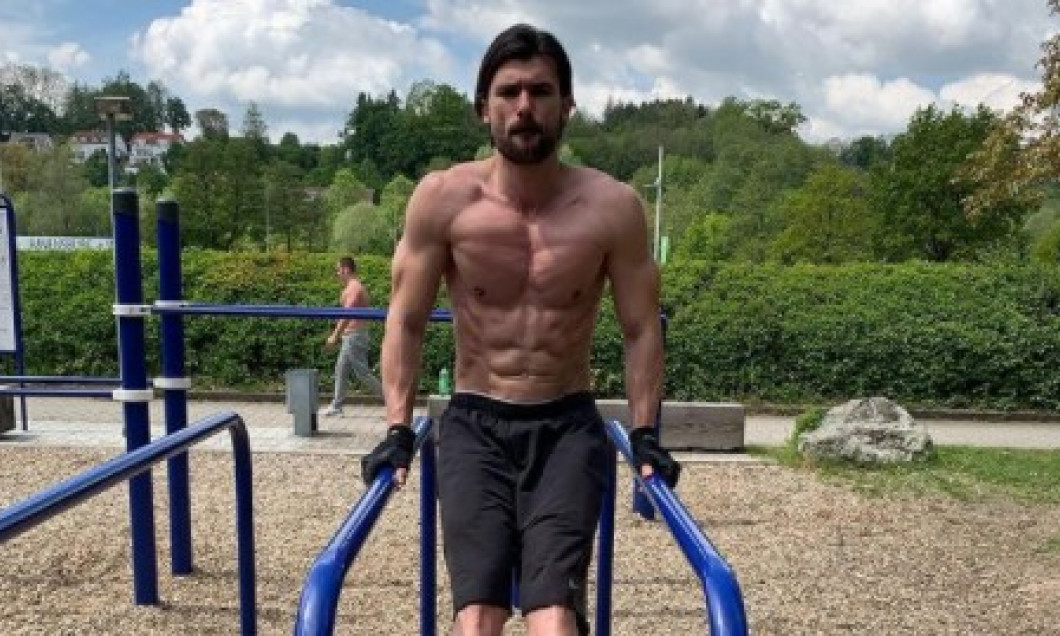 Îl mai știi pe Sabrin Sburlea? Ce a ajuns să facă fostul atacant al Rapidului, după ce s-a lăsat de fotbal: „Scopul meu este să fiu alături de tine!”