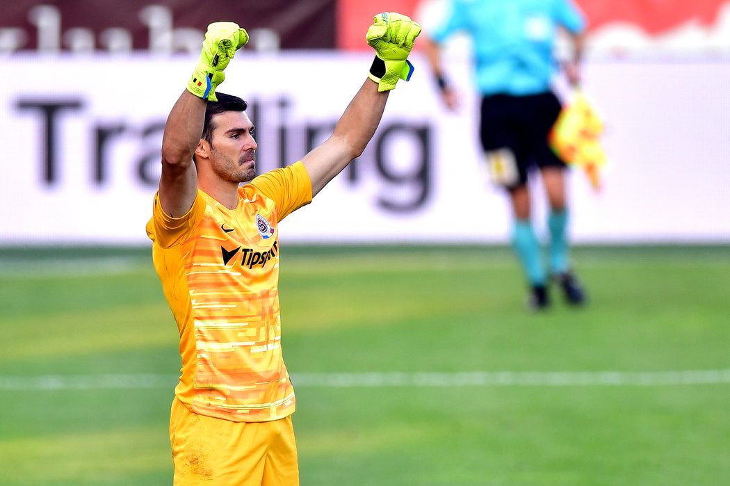 Florin Niță a semnat prelungirea contractului cu Sparta Praga: „E un pas important pentru mine!”