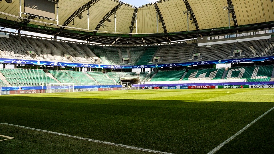 Wolfsburg – Frankfurt: 13 remize în partidele celor două! Vezi pariul selectat »