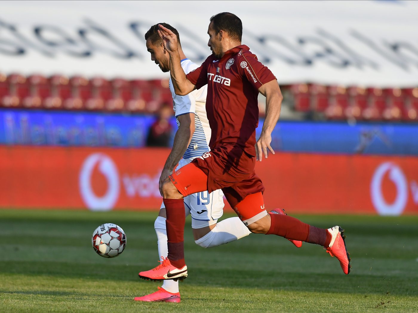 Lovitură grea pentru Edi Iordănescu! Veteranul Paulo Vincius a aflat că este infectat cu COVID-19