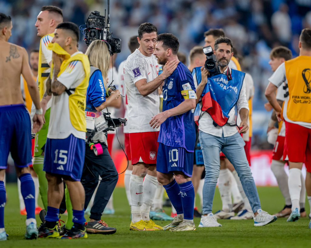 Robert Lewandowski a dezvăluit ce a vorbit cu Lionel Messi, pe teren, imediat după meciul Argentina – Polonia: „A fost extrem de ciudat!”