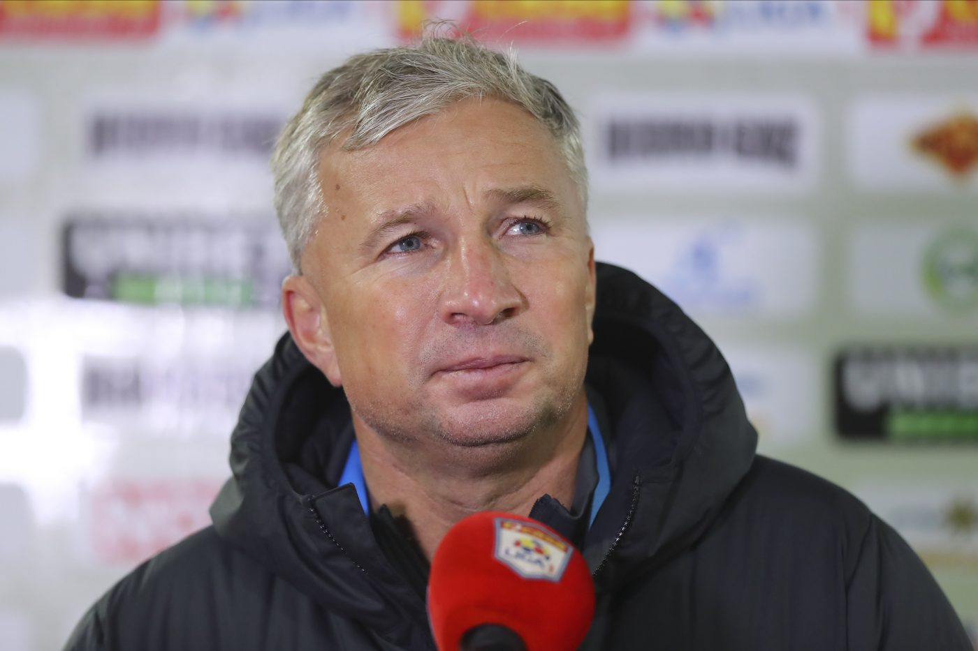 Dan Petrescu, la un pas de Universitatea Craiova! „Bursucul” negociază cu oltenii, dar și cu nume importante din Franța și Portugalia | EXCLUSIV