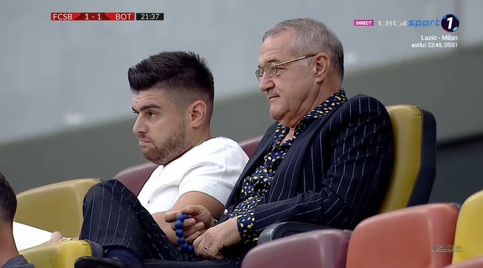 Sursă foto: Captură Digi Sport // Gigi Becali, relaxat după ce FC Botoșani a restabilit egalitatea pe Arena Națională, în fața FCSB-ului
