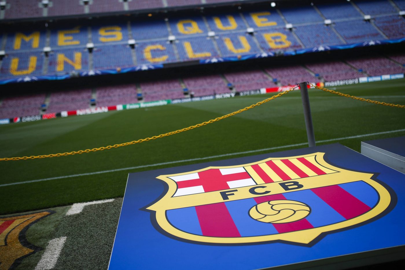 FC Barcelona pregătește două lovituri financiare de 650 de milioane de euro!