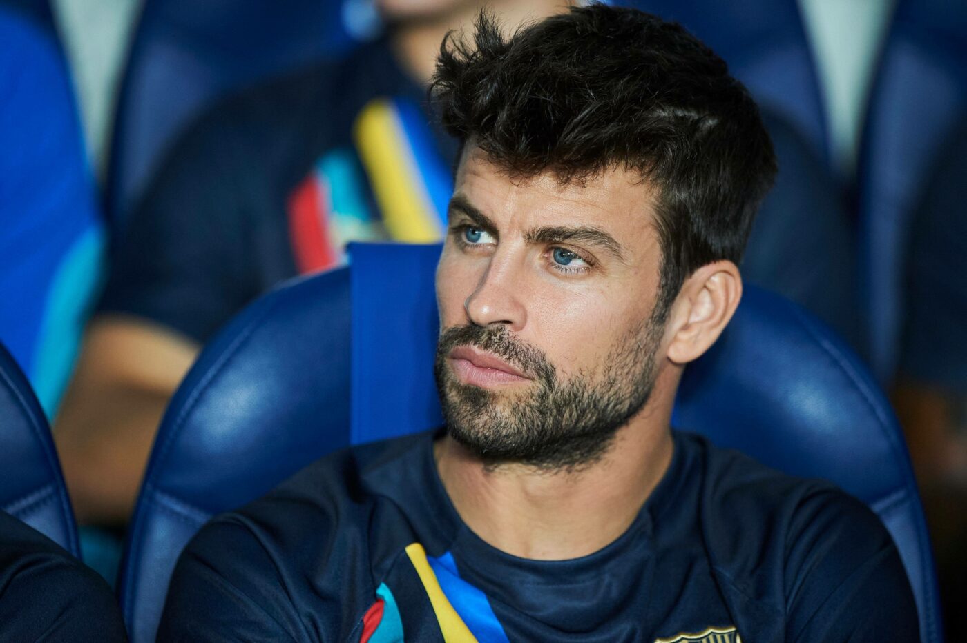 Cum a reacționat Pique când a auzit pe stadion melodia pe care a Shakira a lansat-o după divorț și în care îl atacă direct pe fotbalist!