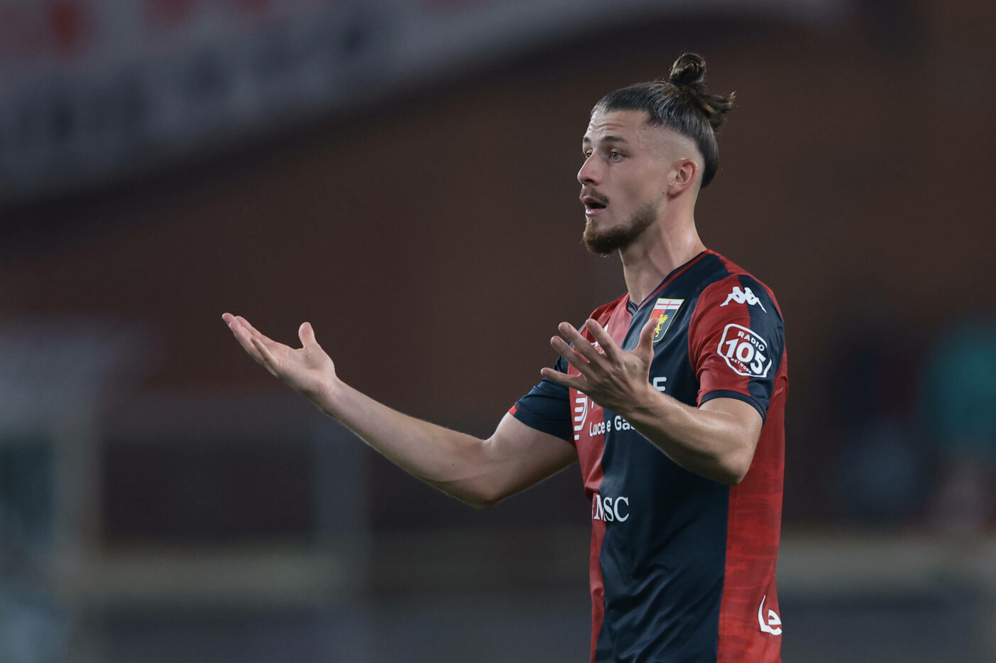 Transferul lui Radu Drăguşin la Tottenham intră în zona fierbinte! Londonezii negociază acum cu Genoa: 7 milioane de euro separă cluburile de un acord! Fabrizio Romano dezvăluie ce decizie a luat Ange Postecoglou