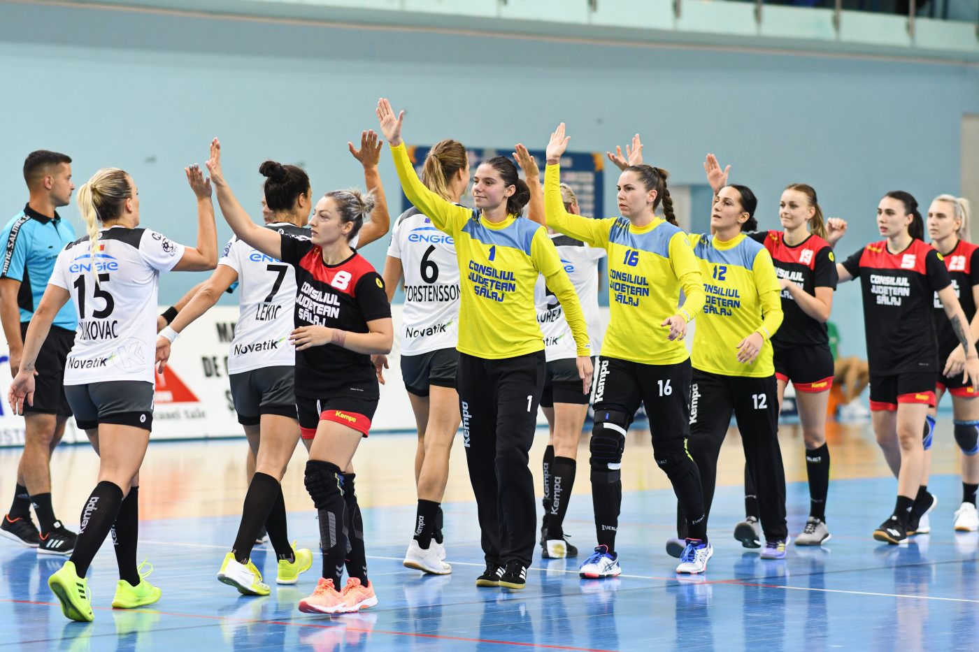 trei jucătoare din liga florilor