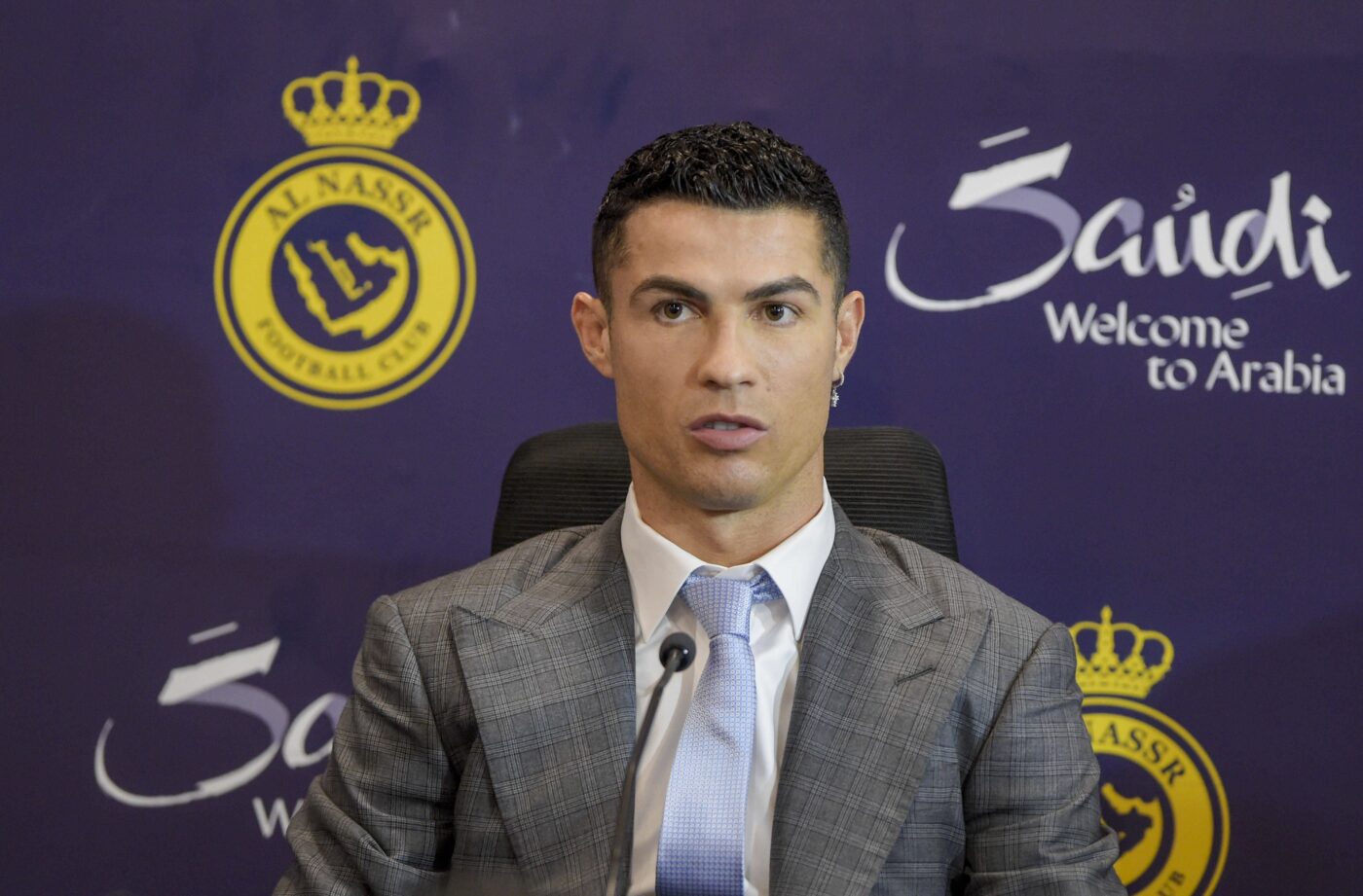 Cristiano Ronaldo, răsfățat ca un lord de șeicii din Arabia Saudită! Ce au fost în stare să îi pună la discreție l-ar face invidios și pe Leo Messi
