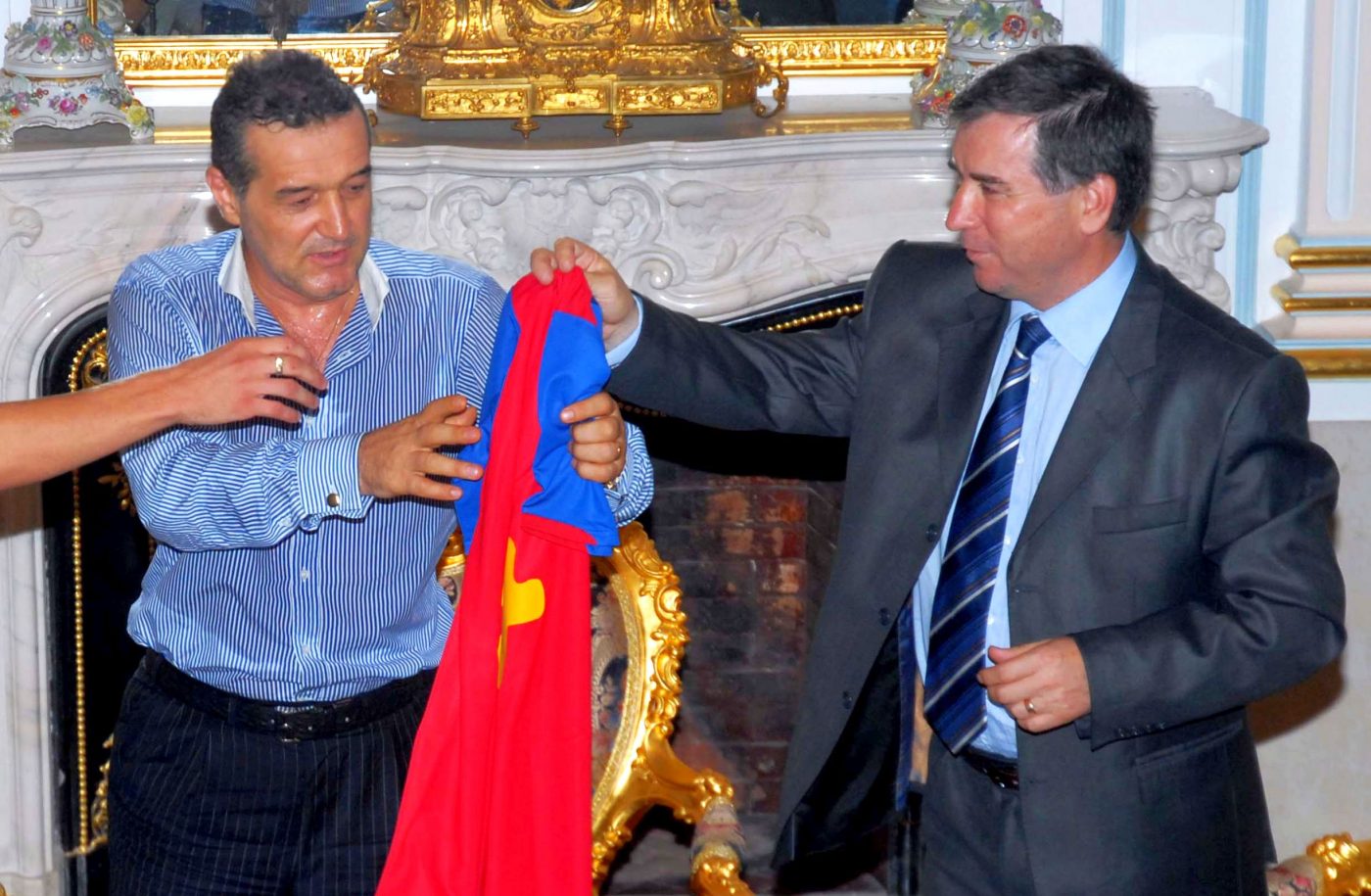 Motivul incredibil pentru care un fotbalist de la FCSB n-a ajuns la Espanyol: „Argăseală ne-a mințit că n-a primit faxurile” | EXCLUSIV