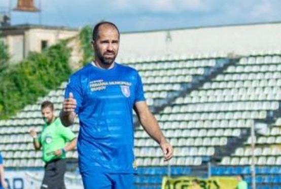 Marian Constantinescu, noul team-manager de la FC Brașov, interviu savuros: „Vestea a venit ca o bombă în Afganistan!” / „Mereu mi-a stat bine în cămașă” | EXCLUSIV