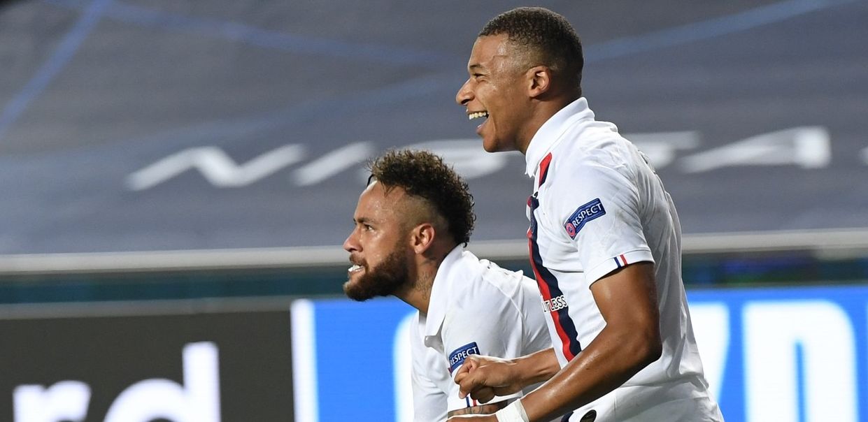 Kylian Mbappe, cu un nou look! Super starul lui PSG și-a surprins colegii chiar înaintea meciului cu Lorient | FOTO