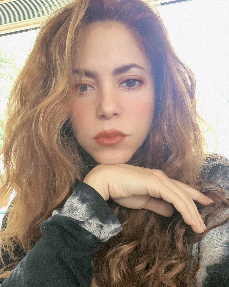 „Gerard nu îmi dă voie să zic aceste lucruri în public”. Shakira rupe tăcerea despre soțul ei, Gerard Pique, și dezvăluie calvarul fizic prin care trece!