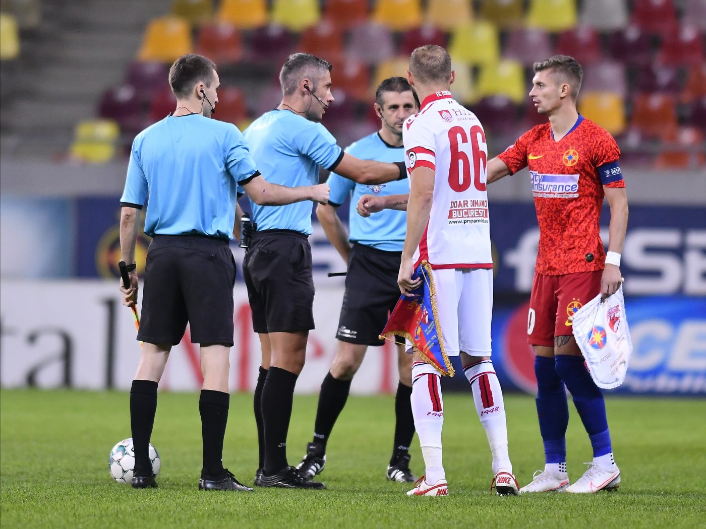 Ședință de urgență între „fluierașii” din Liga 1 după cazul Ovidiu Hațegan, fără să știe Kyros Vassaras! Marius Avram: „Realizăm că avem o problemă serioasă doar când apare o situație dramatică” | EXCLUSIV