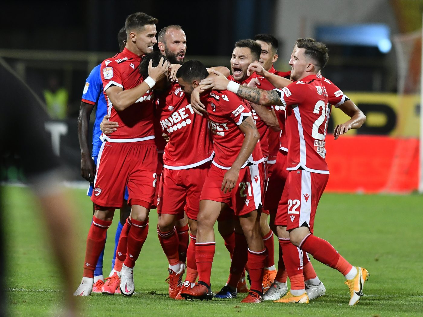 Fost jucător al lui Dinamo, apel disperat la adresa fanilor! Fotbalistul a fost prădat de hoți: „Îmi lipseau toți banii!”