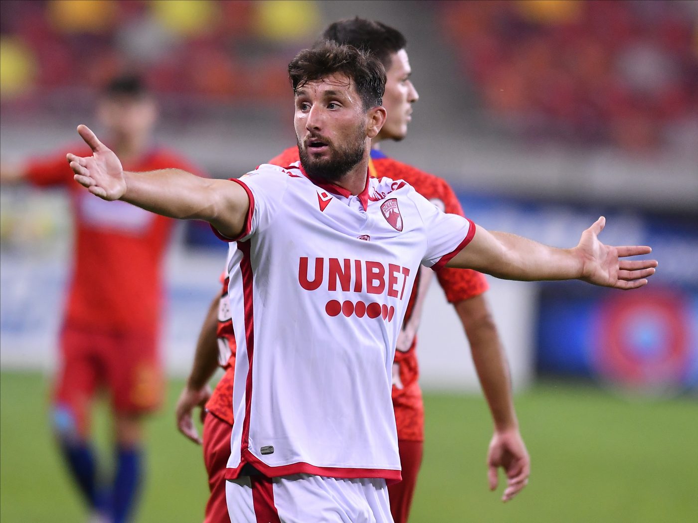 Care ar putea fi următoarea echipă a lui Borja Valle, după despărțirea de Dinamo: „Este îndrăgostit de club!”