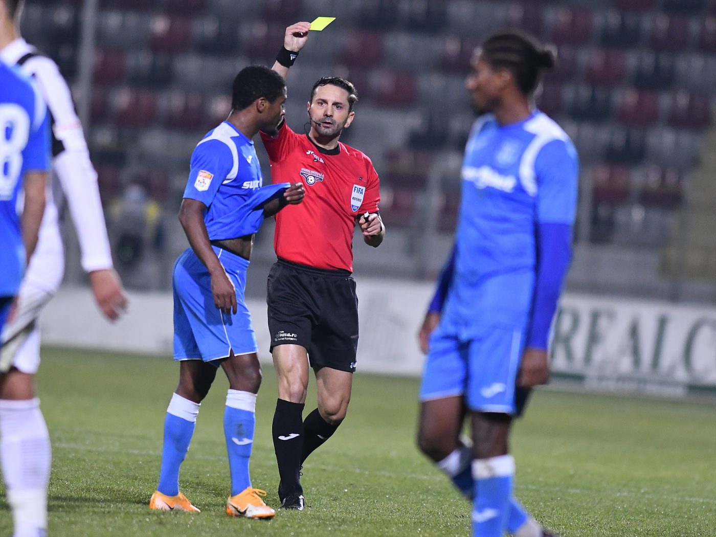 Liga 1: De aici îți faci biletele câștigătoare » 16 variante de profit pe „speciale!”