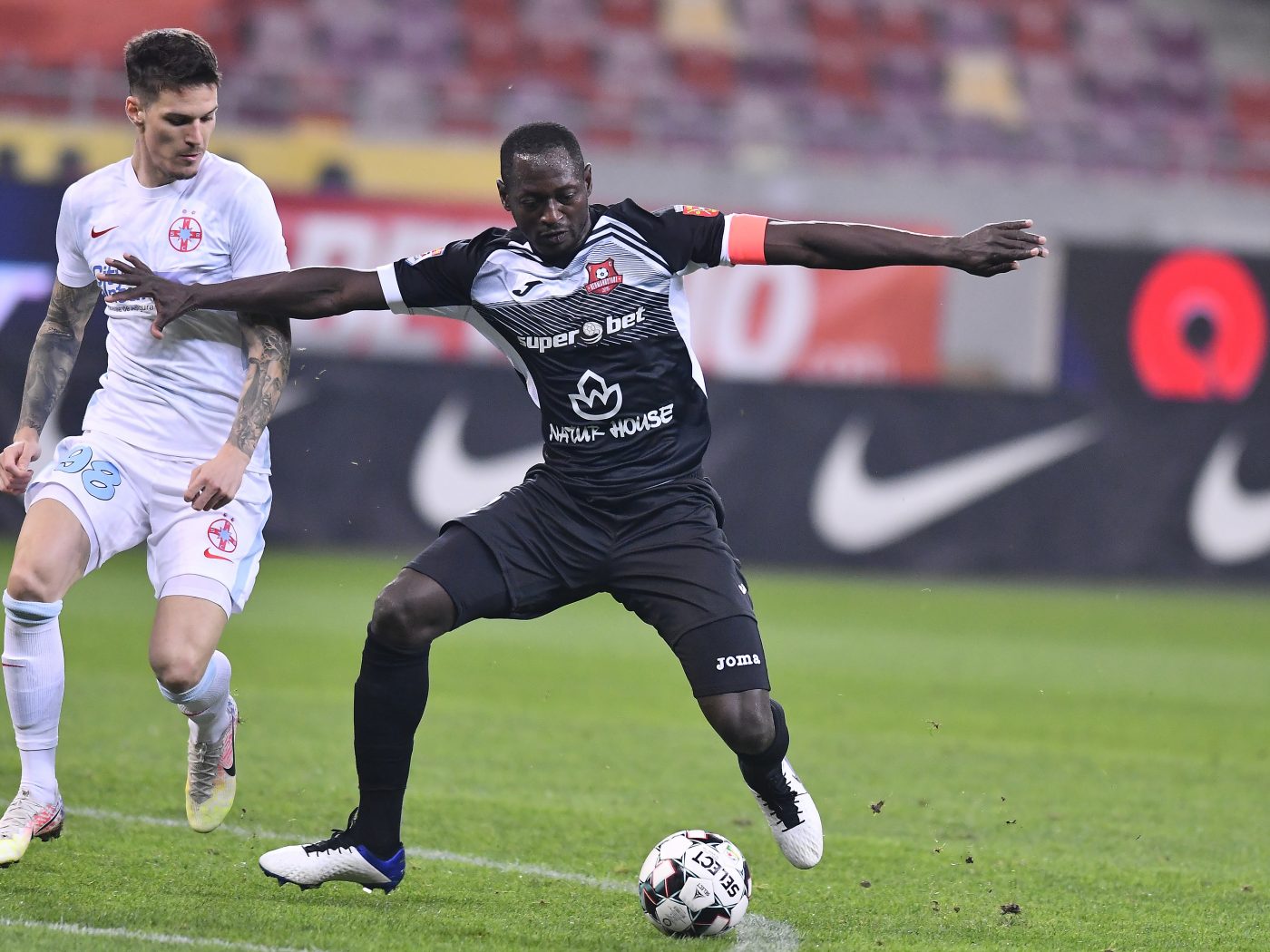 Ousmane Viera, dezamăgit după înfrângerea rușinoasă din partida cu FCSB. „A fost o rușine de meci. Nu meritam nimic în seara”