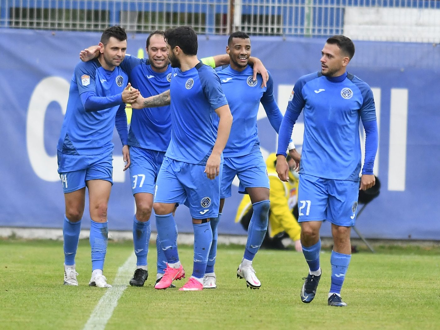 Liga 1: Joi, la Clinceni pariurile se fac devreme » Academica – UTA se pariază și la cota 2.00!