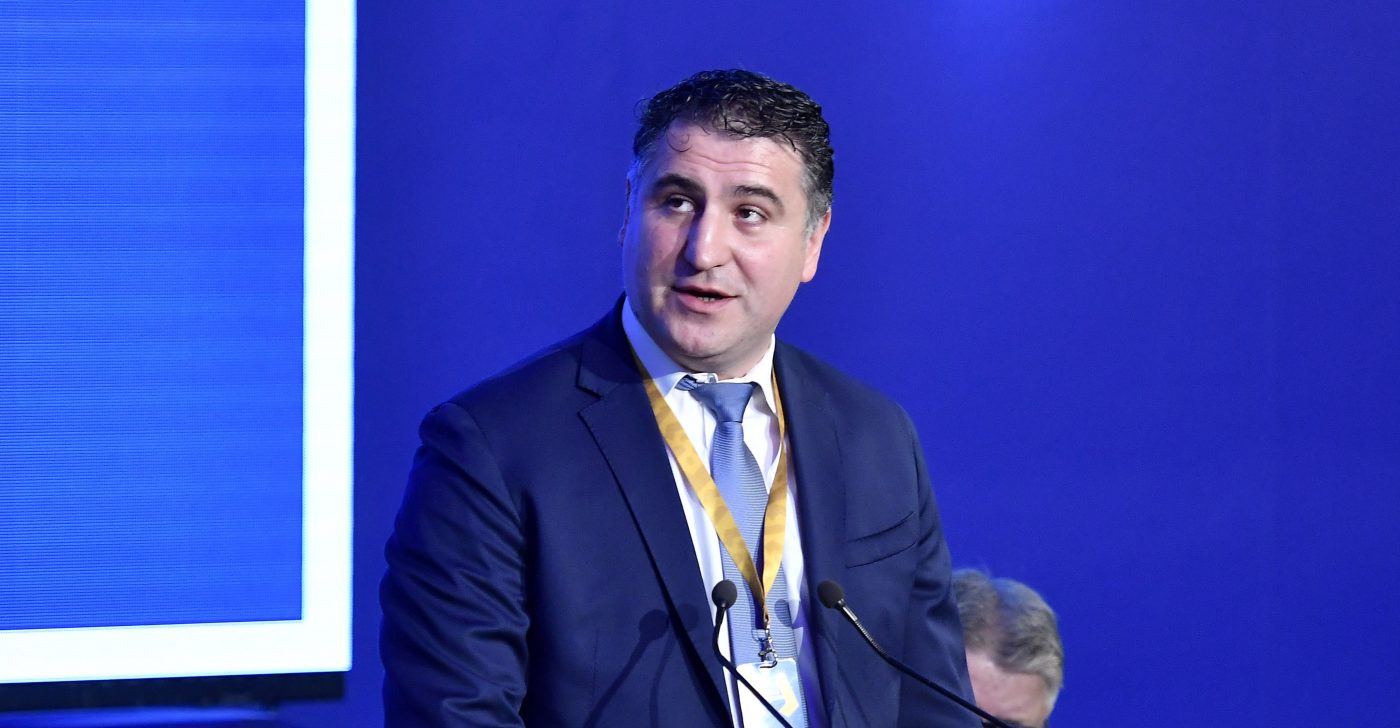 Președintele Ciprian Paraschiv, decizie de ultimă oră după ce a fost sancționat de către Comitetul Director: „Sunt mâhnit! Cer scuze fiecăruia dintre dumneavoastră pentru erorile, stângăciile sau neatenția mea”
