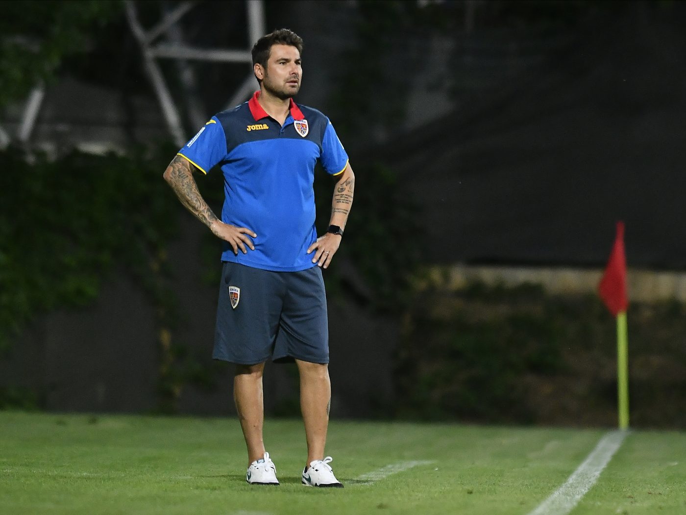 „Uite de la cine ai învățat!”. Lecția fabuloasă de fotbal pe care i-a dat-o Adi Mutu lui Constantin Budescu! | VIDEO
