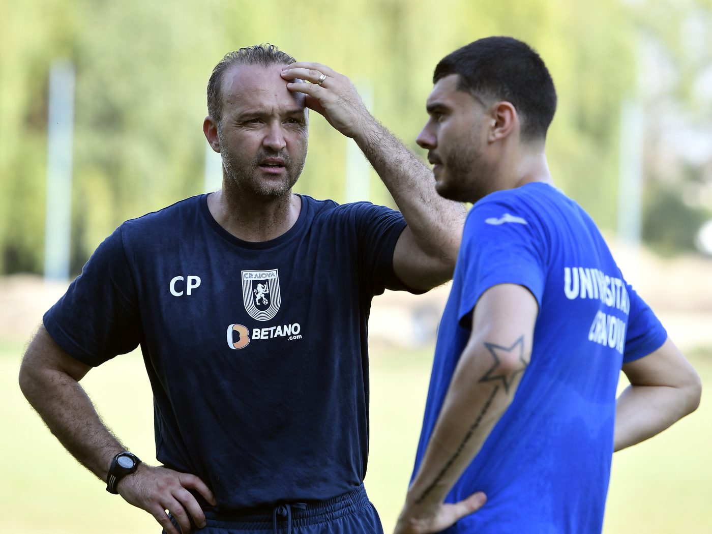 Papură n-a trecut peste eşecul cu FCSB: „Nu e normal să avem un asemenea black-out”! Ce spune antrenorul Craiovei despre meciul cu CFR Cluj