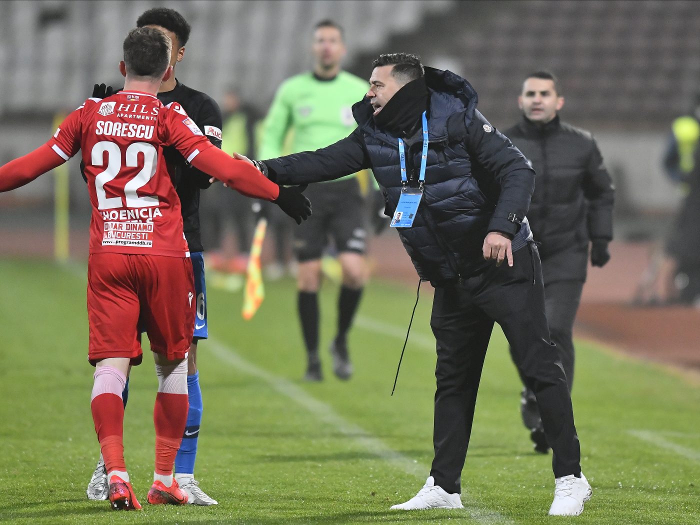 Cosmin Contra îi amenință pe spaniolii de la Dinamo, după și-a luat „adio” de la club. „O să spun adevărul despre ce am trăit aici”. Gestul fanilor din „Ștefan cel Mare”