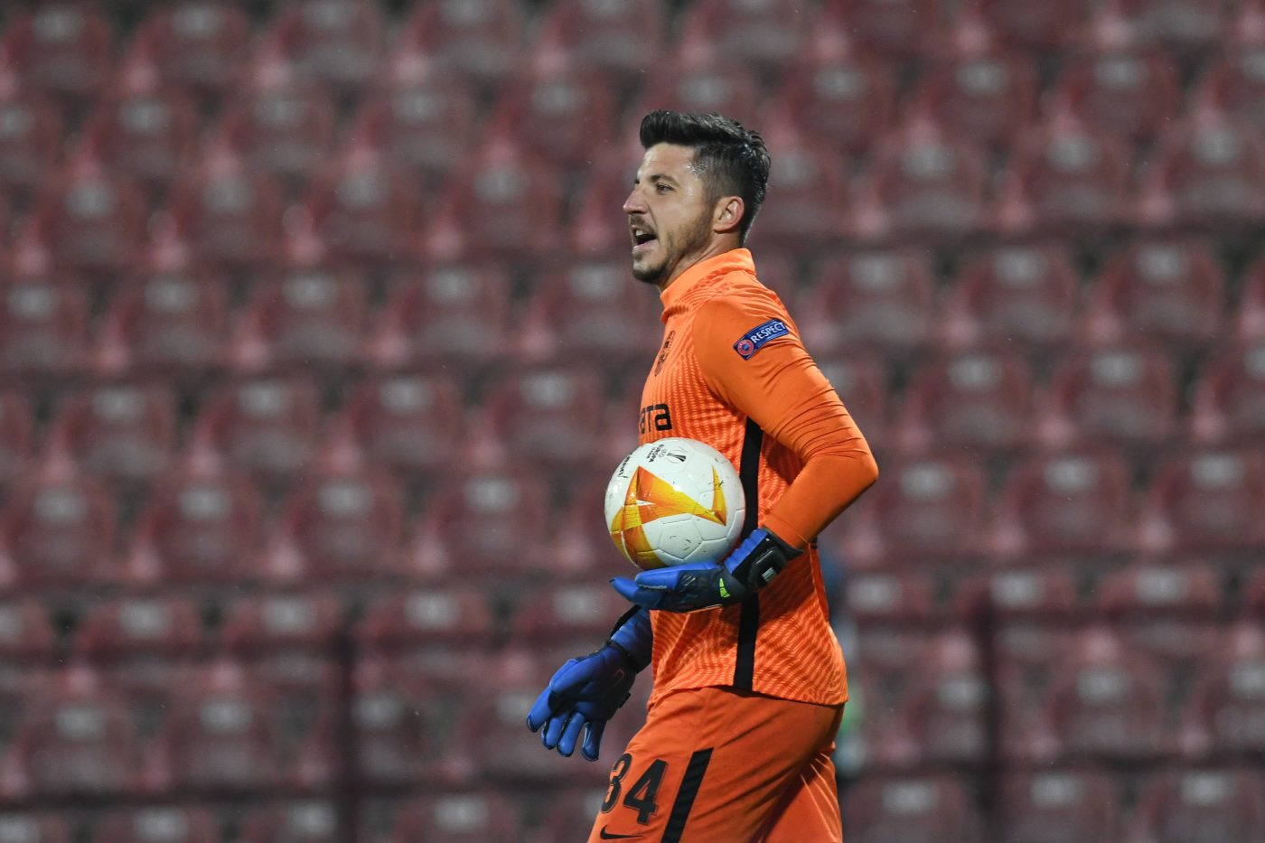 Cristi Bălgrădean are zilele numărate în poarta lui CFR Cluj! Ce ar urma să se întâmple odată cu revenirea lui Arlauskis: „La prima greşeală, va fi schimbat!”
