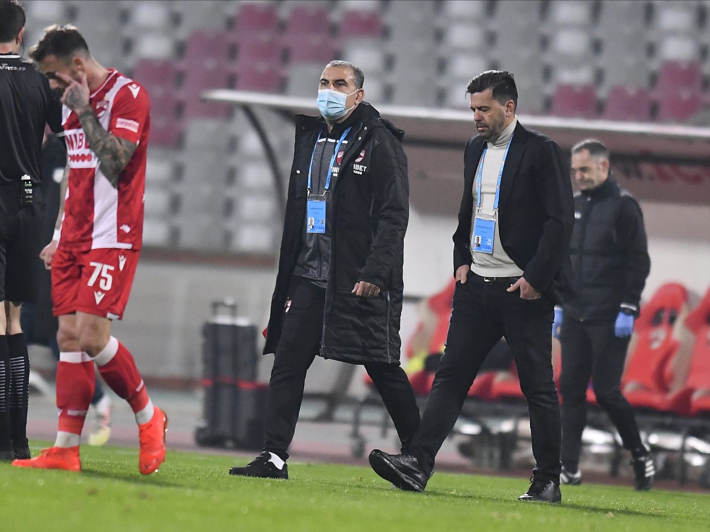 Jerry Gane, adevărul despre decizia de a rămâne la Dinamo: „Ei m-au rugat! Între mine și Cosmin Contra nu există un conflict”
