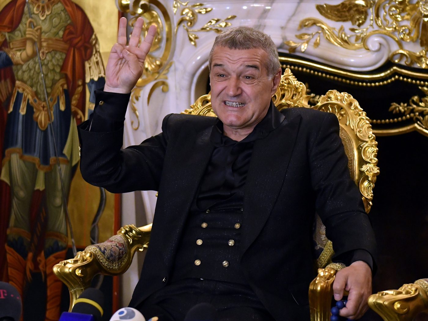 Gigi Becali vrea să-l transfere urgent la FCSB pe Marius Marin, unul dintre jucătorii de bază ai naționalei lui Adrian Mutu! Fotbalistul este cotat la 500.000 de euro