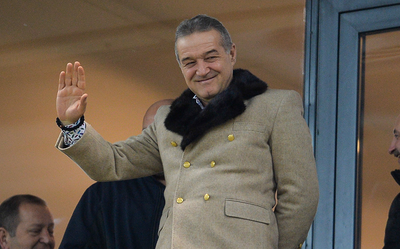 Bombă în seara de Ajun! Gigi Becali a dezvăluit de unde are oferta pentru Dennis Man! „E bine așa! Cota lui poate crește!”