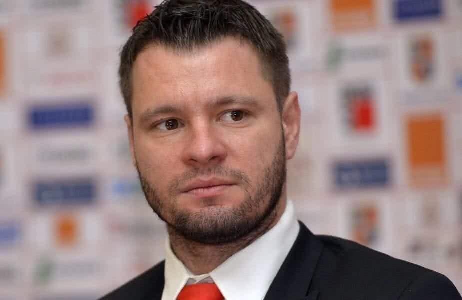 Marius Niculae, anunț-șoc pentru fanii lui Dinamo după retrogradarea în Liga 2: „Mai bine o iei de la zero, ca Rapid!” | VIDEO